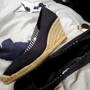 MERONA SIZE 8 1/2 WEDGE WORN TWICE